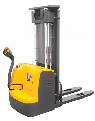 Штабелер электрический самоходный XILIN 1.5т 5.0м CDDR15-II