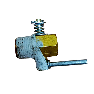 Краник слива охлаждаюшеи жидкости на минитрактор Qazar T18